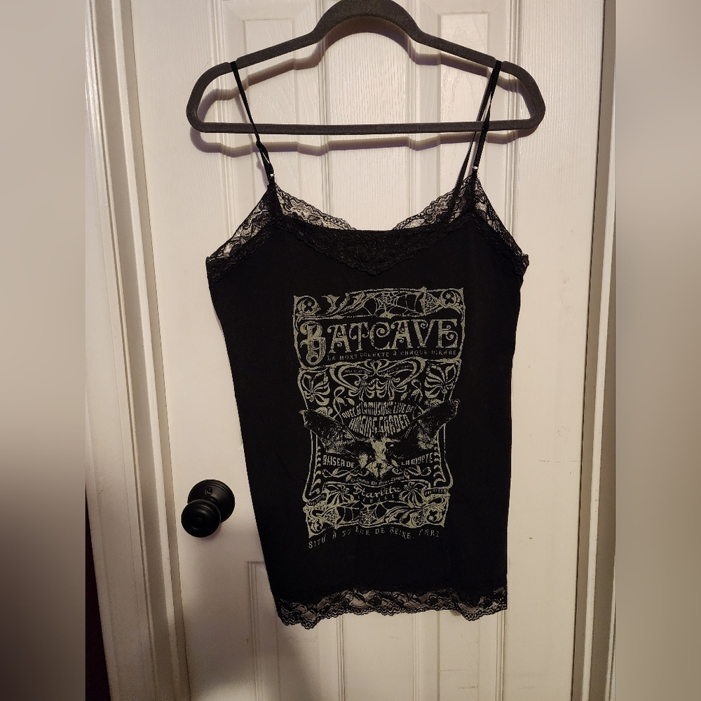 Serpentine Clothing Tank in black and gray, size XXL